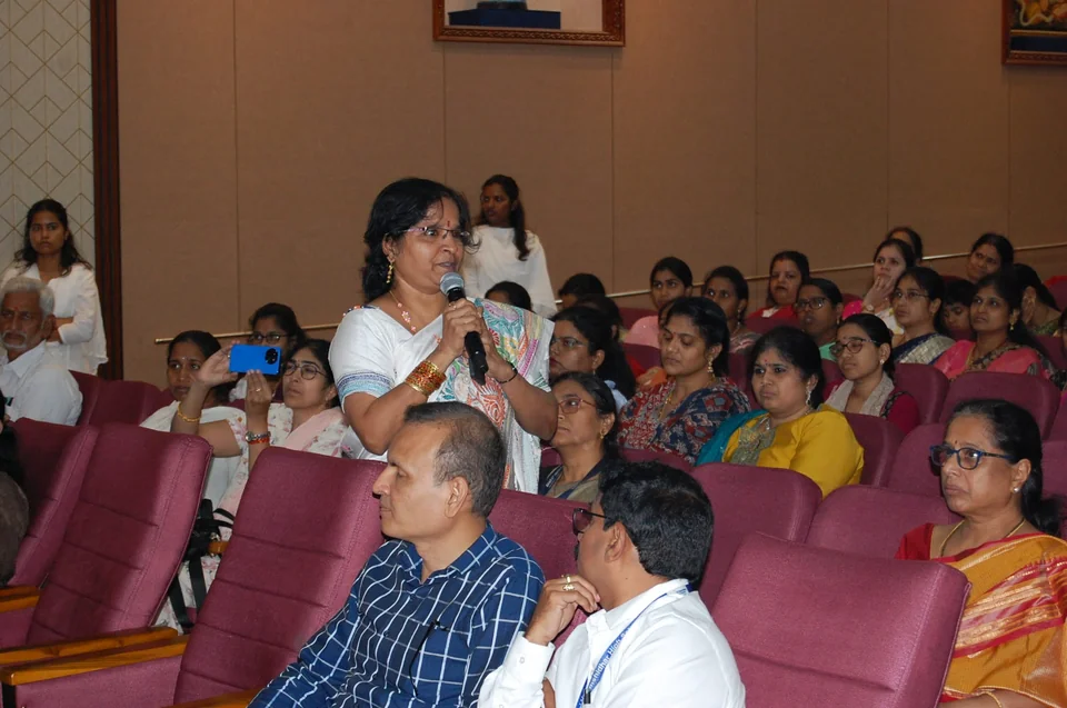 An educator contributes to the discussion at PSPA’s Teacher Convention in Hyderabad