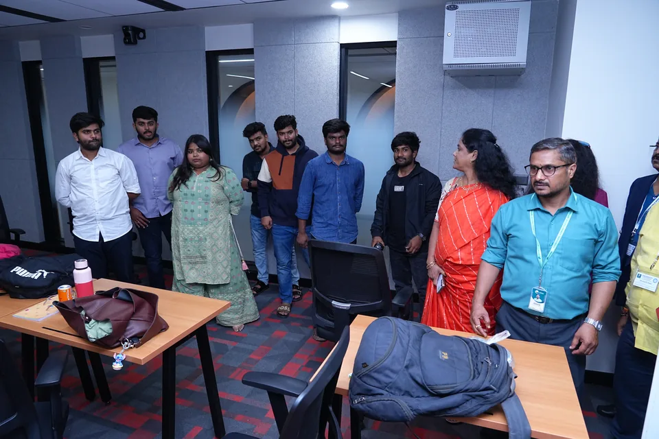 Professional learning and exchange at the GITAM Hyderabad Colloquium